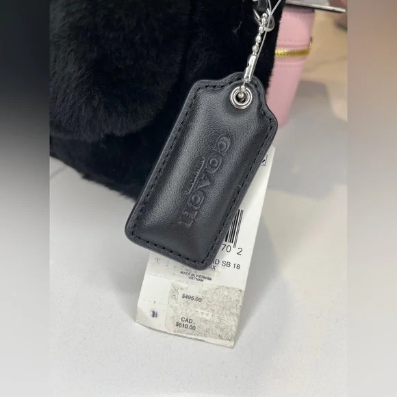 ⚡️SALE⚡️ NWT COACH SHEARLING QUILTED PILLOW BAG - Picture 3 of 9